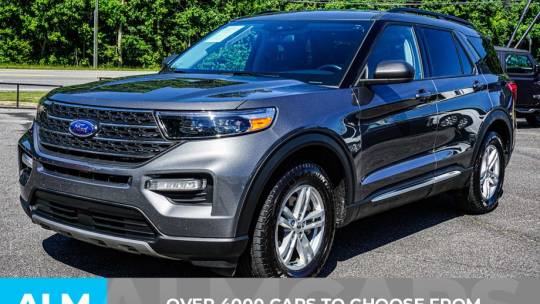 2023 ford explorer xlt rwd