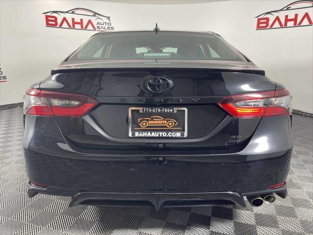 2022 toyota camry se