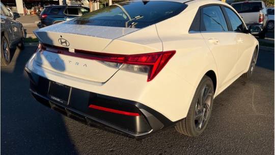 2025 Hyundai Elantra