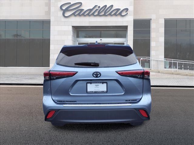 2022 toyota highlander xle
