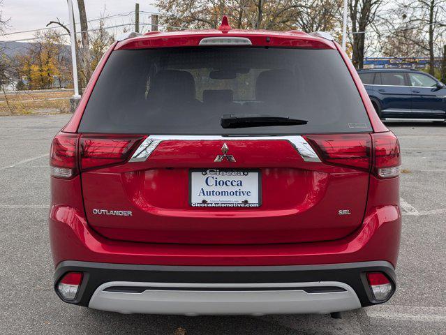2020 mitsubishi outlander sel