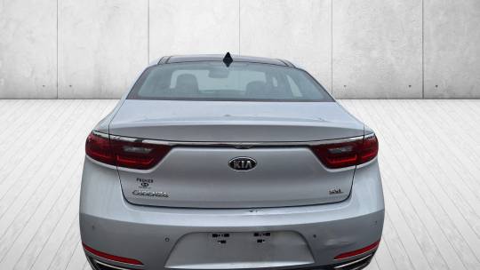 2017 Kia Cadenza