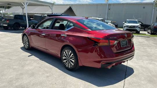 2024 Nissan Altima