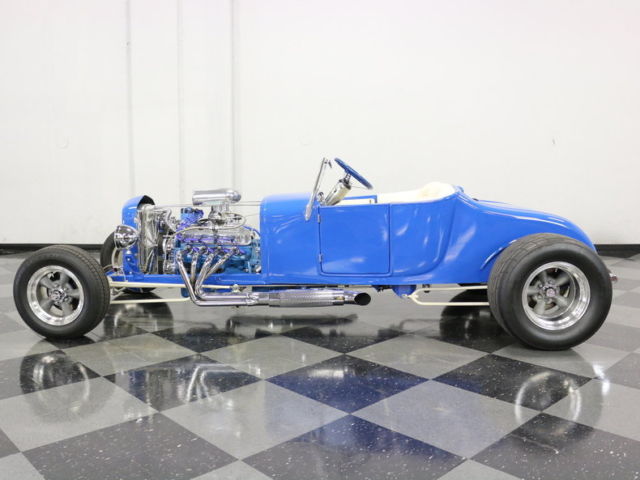 extremely detailed build, many custom touches! 289v8/auto, disc brks, documented
