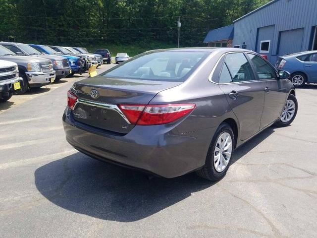 2015 toyota camry le