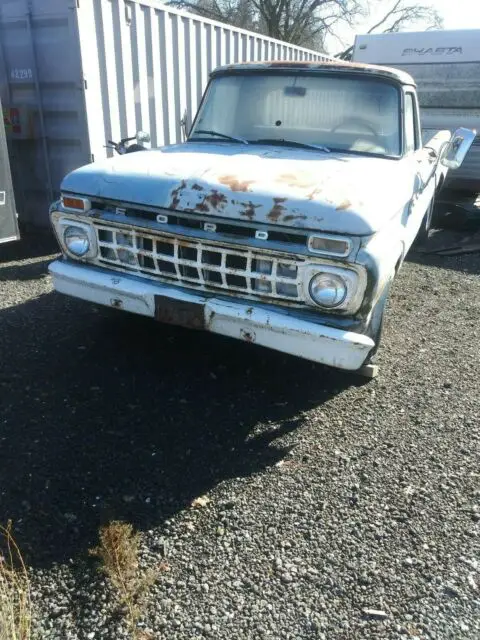 barn find old f150 ford pick-up..non running...sitting fpr 8 years