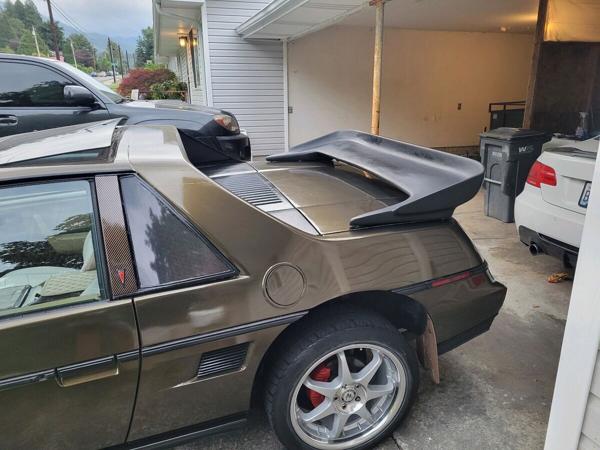 1984 pontiac fiero brown 2m4