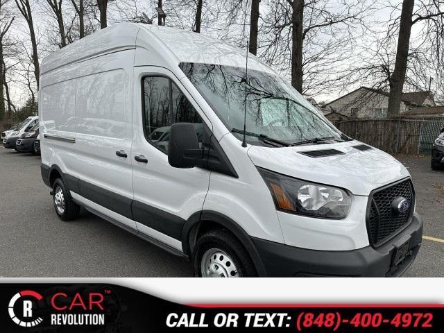 2022 ford transit-250 base