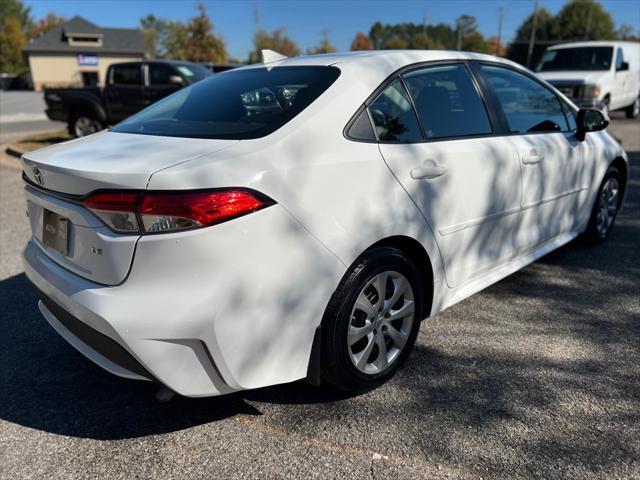 2022 toyota corolla le