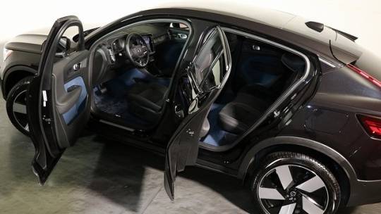 2023 Volvo C40