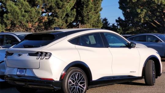 2024 Ford Mustang Mach-E