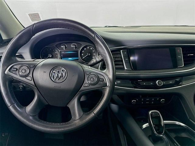 2018 buick enclave essence