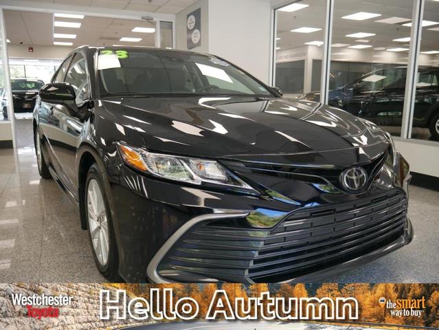 2023 toyota camry le