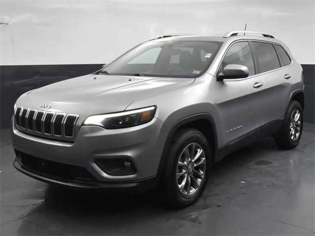 2021 jeep cherokee latitude lux