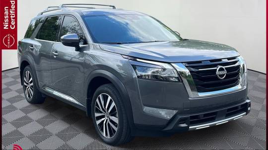 2024 Nissan Pathfinder platinum