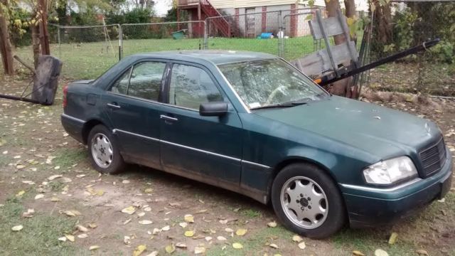 1994 mercedes c220 gas 4dr good body needs engine-head work