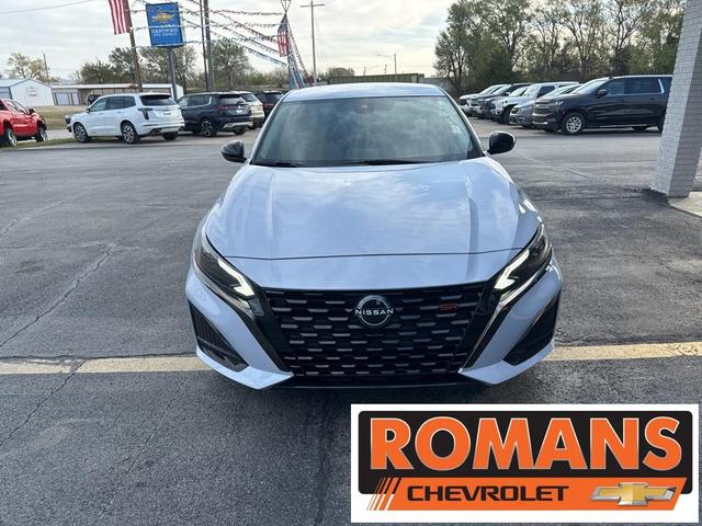 2023 nissan altima 2.5 sr
