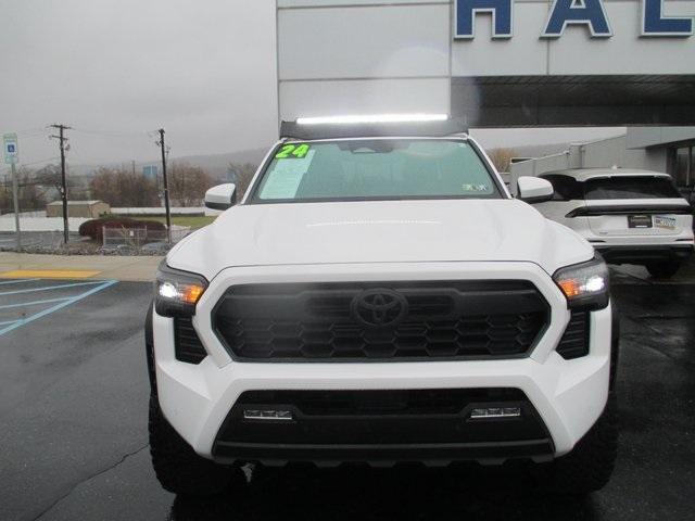 2024 toyota tacoma trd off road