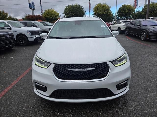 2021 chrysler pacifica touring-l