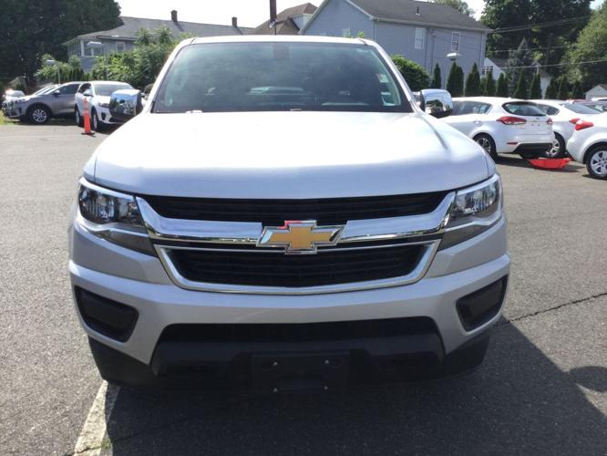 used 2017 chevrolet colorado 4x4 extended w/t enfield, ct 06082 for sale in enfield, connecticut