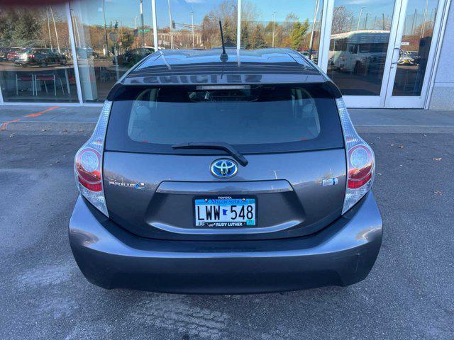 2014 toyota prius c two