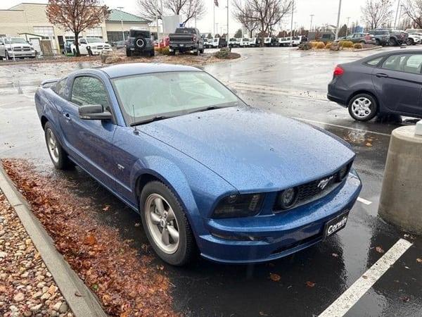 2006 ford mustang in chicago, illinois