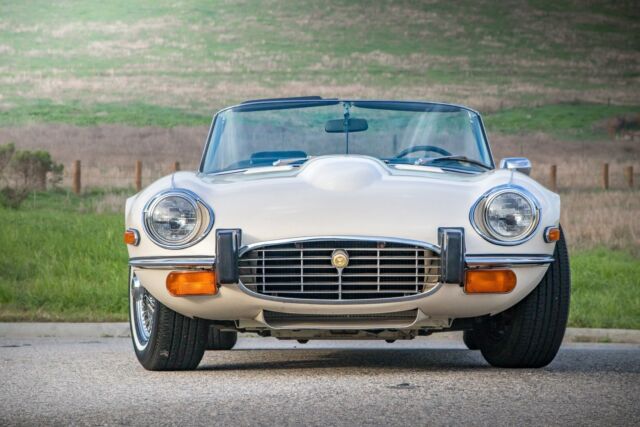 1974 jaguar xke 17,268 miles old english white manual