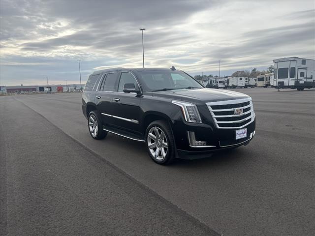 2017 cadillac escalade luxury