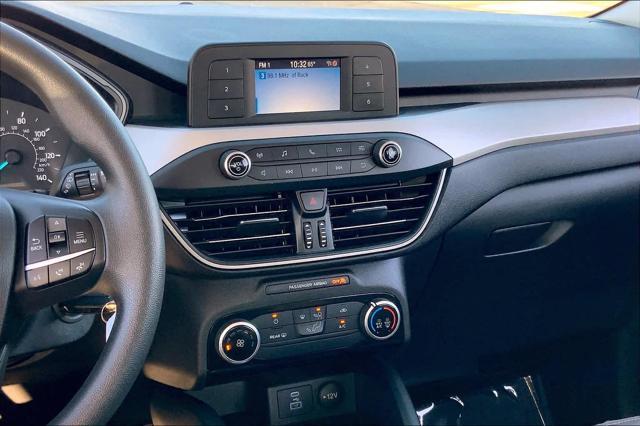 2022 ford escape s
