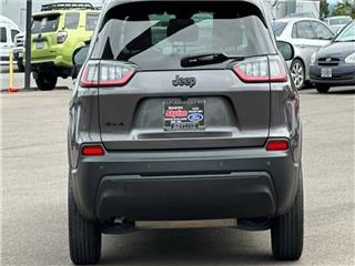 2023 Jeep Cherokee altitude lux