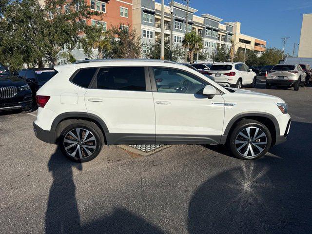2022 volkswagen taos 1.5t se