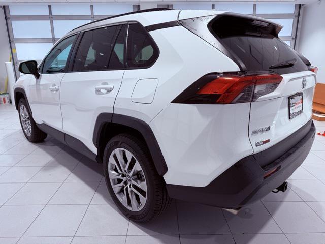 2019 toyota rav4 xle