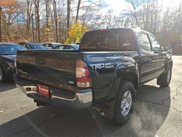 2015 toyota tacoma base