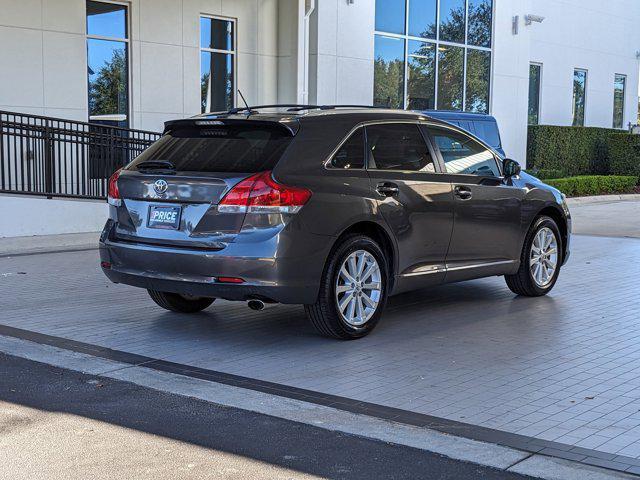 2010 toyota venza base
