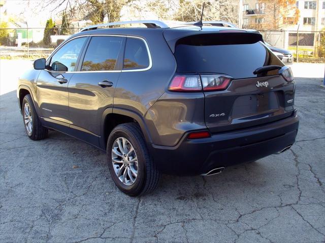 2021 jeep cherokee latitude lux