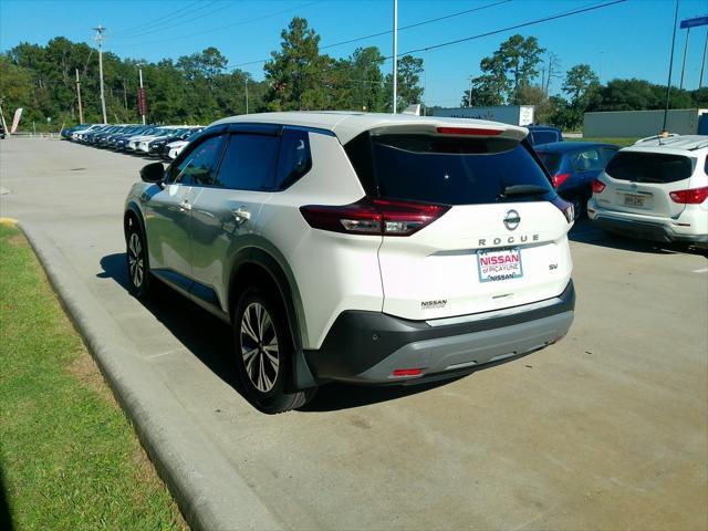 2021 nissan rogue sv