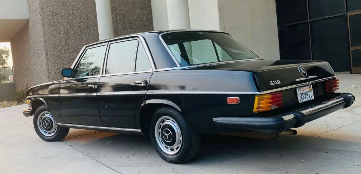 the usa verzion mercedes benz w114 280 1974 virgin black and black