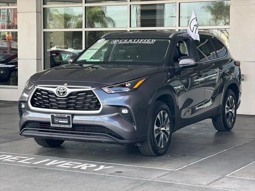 2023 toyota highlander