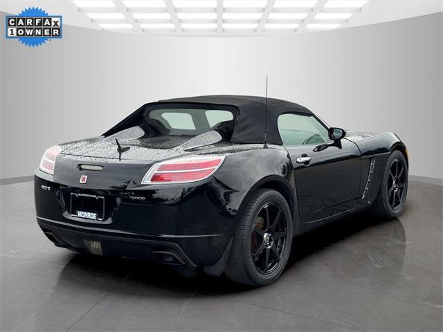 2008 saturn sky red line