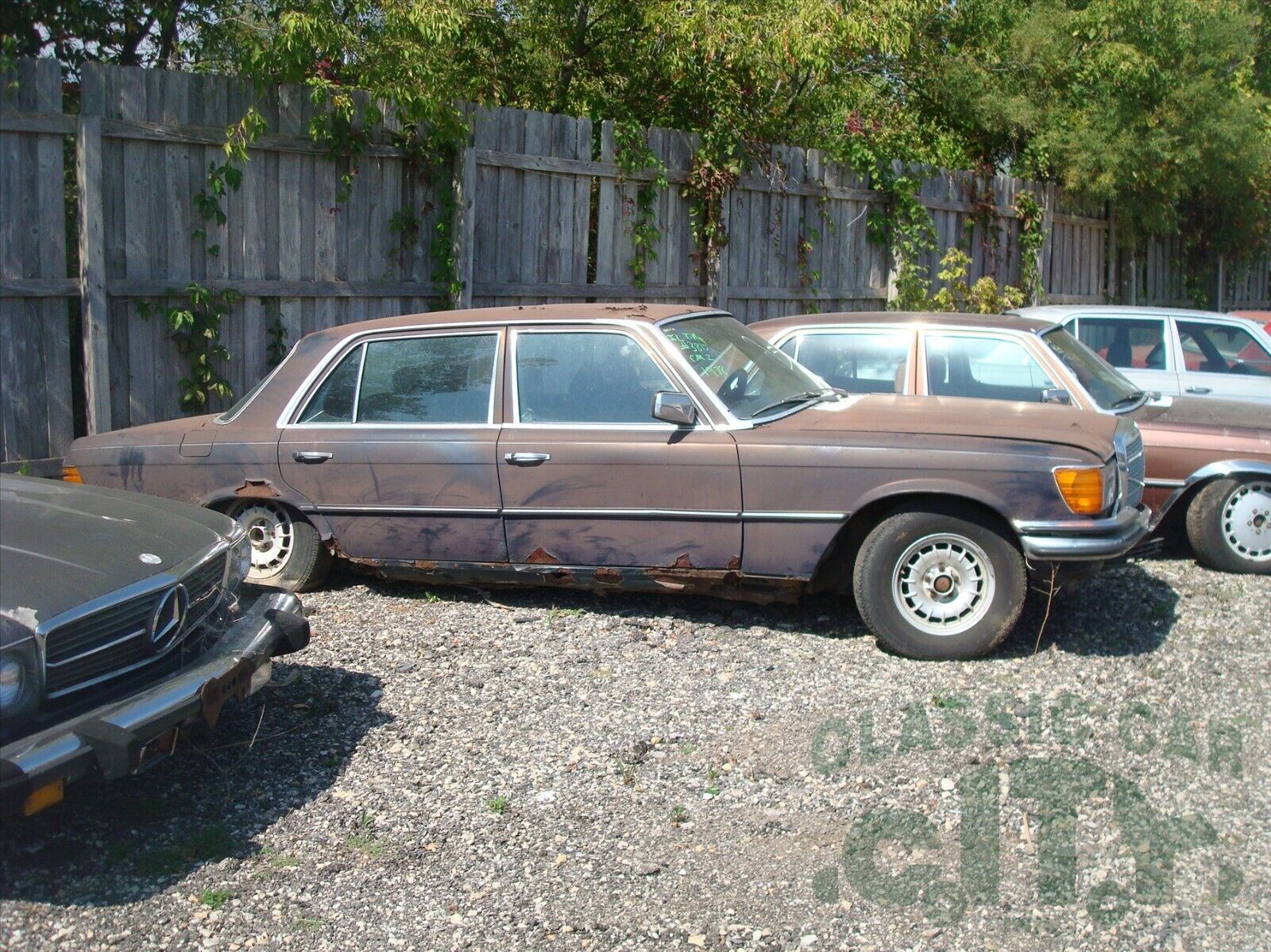 1978 mercedes-benz 400-series we ship !