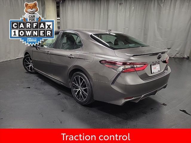 2024 toyota camry se