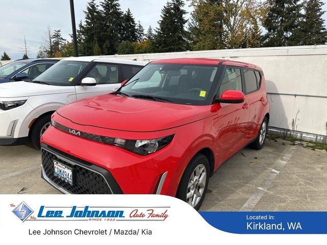 2023 kia soul lx