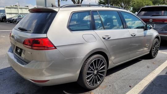 2016 Volkswagen Golf