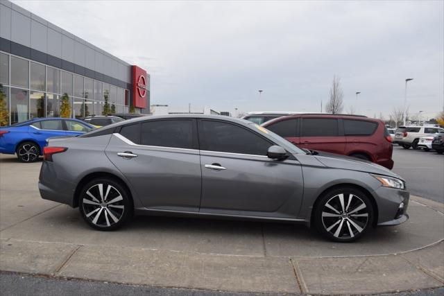 2019 nissan altima 2.5 platinum