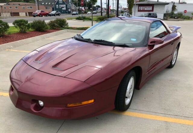 1994 pontiac firebird trans am-rust free!!!