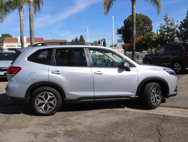 2023 subaru forester premium