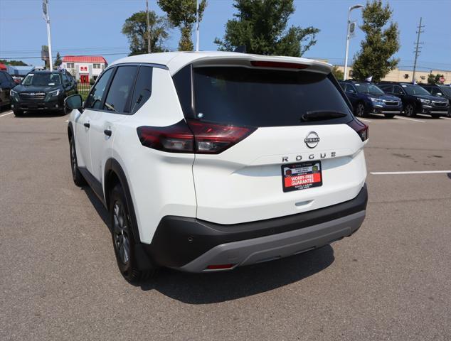 2022 nissan rogue s