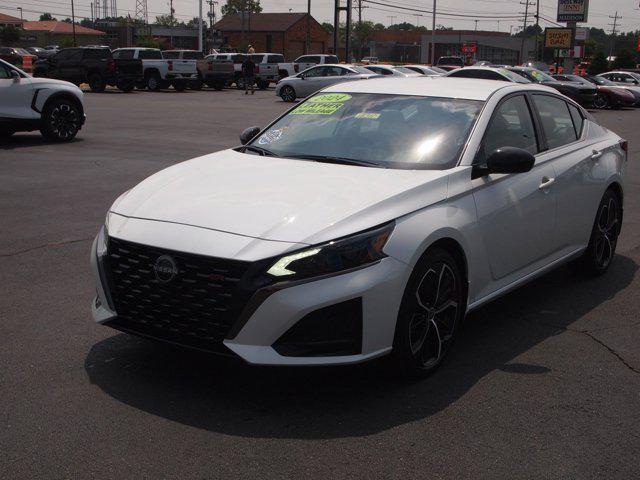 2024 nissan altima sr fwd