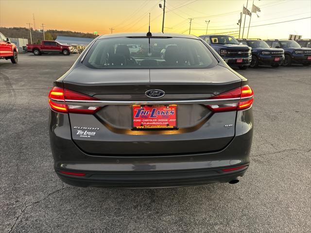 2018 ford fusion se