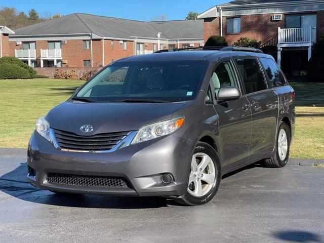 2015 toyota sienna le